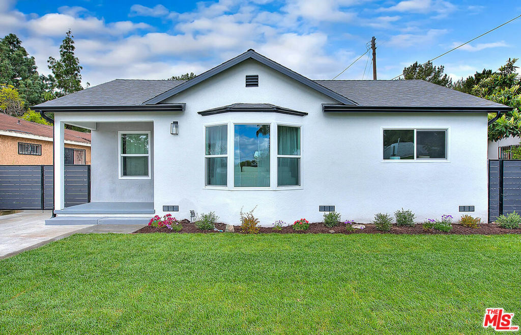 Property Photo:  12023 Belhaven Street  CA 90059 