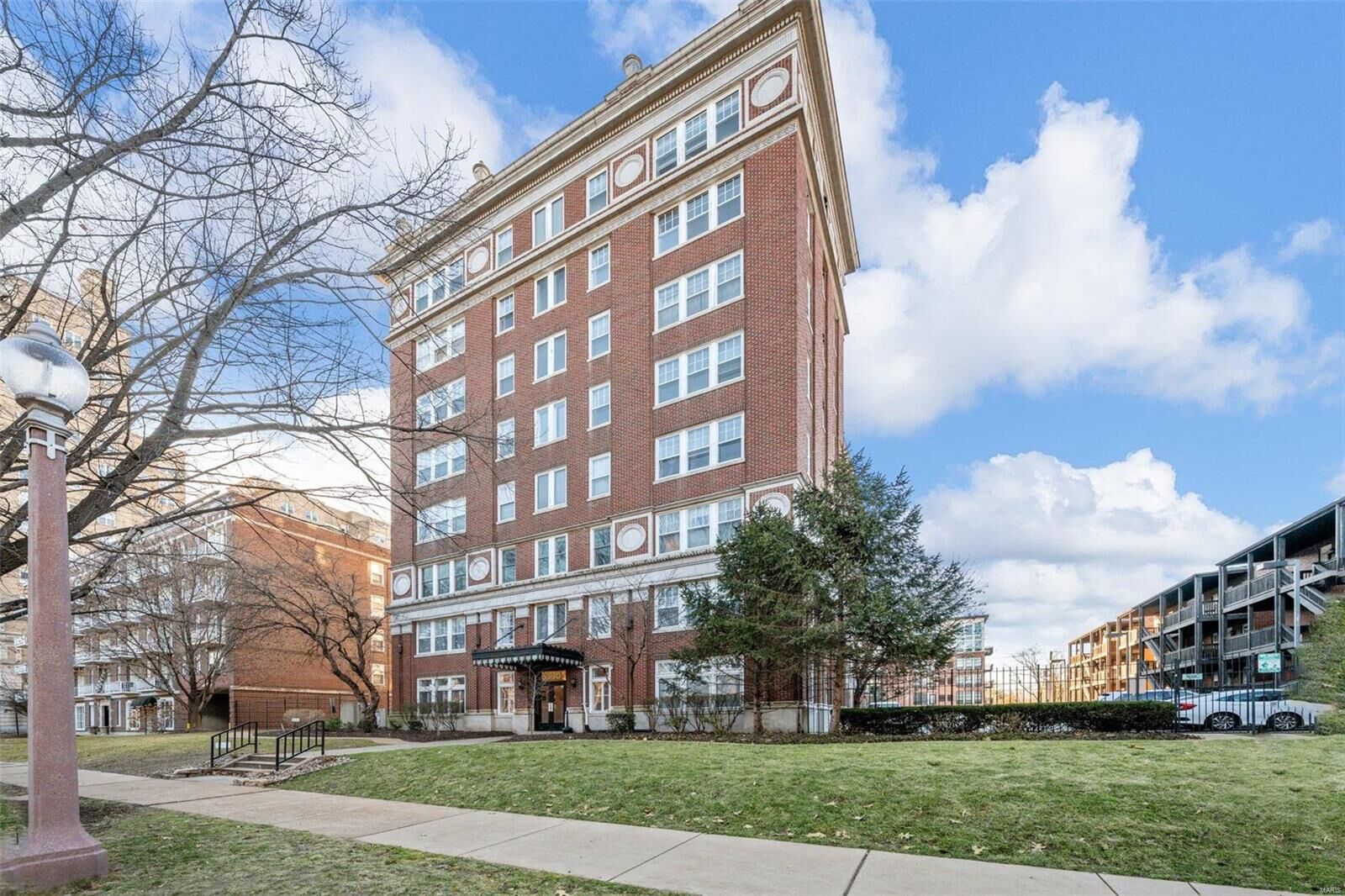 Property Photo:  5330 Pershing Avenue 702  MO 63112 