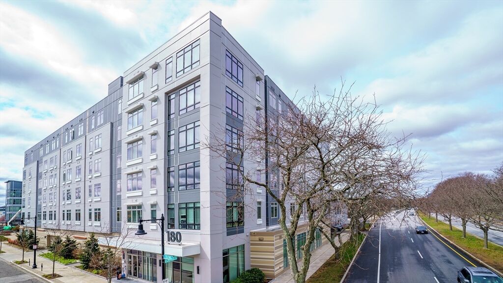 Property Photo:  180 Telford St 517  MA 02135 