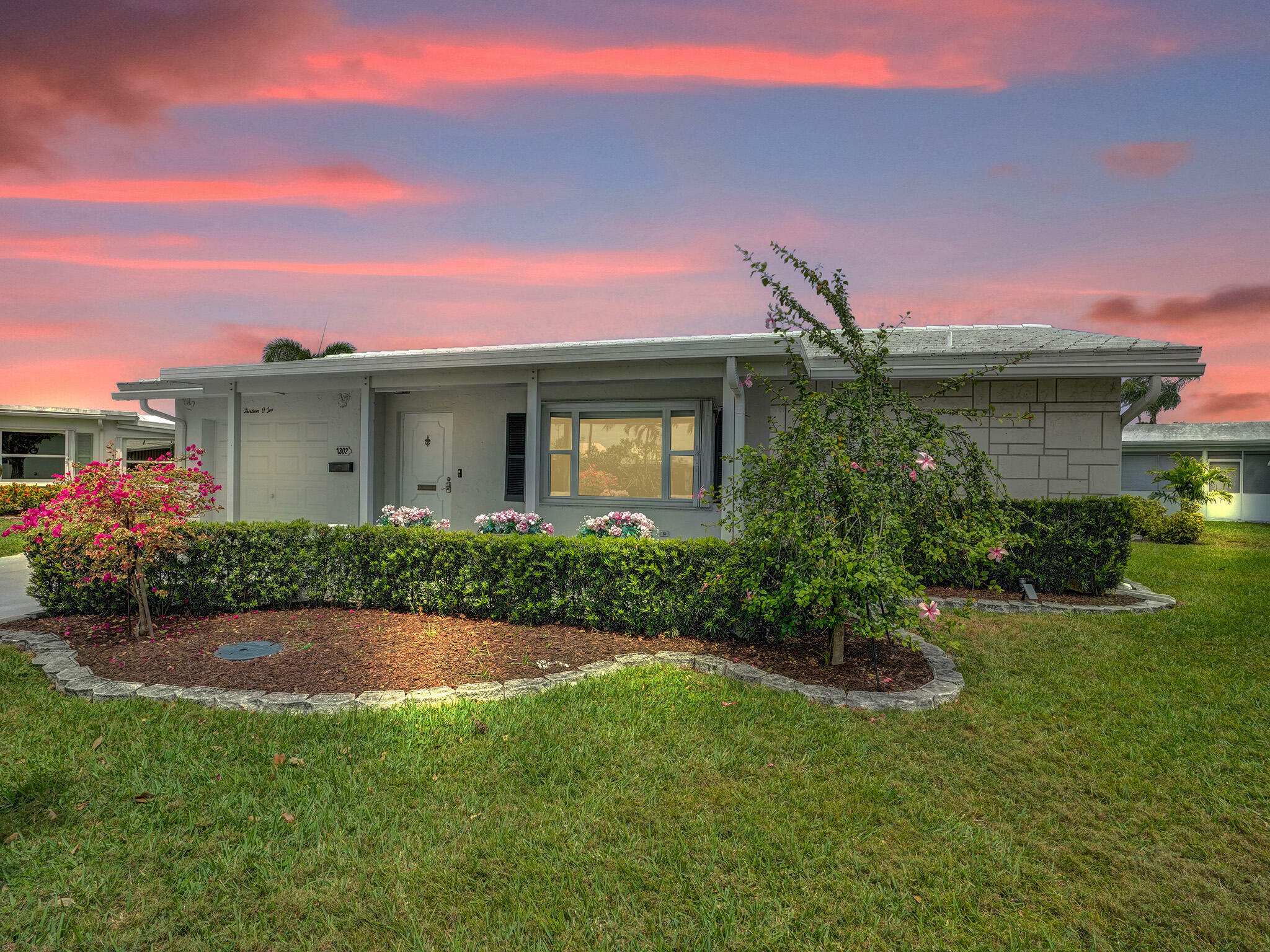 Property Photo:  1302 SW 16th Street  FL 33426 