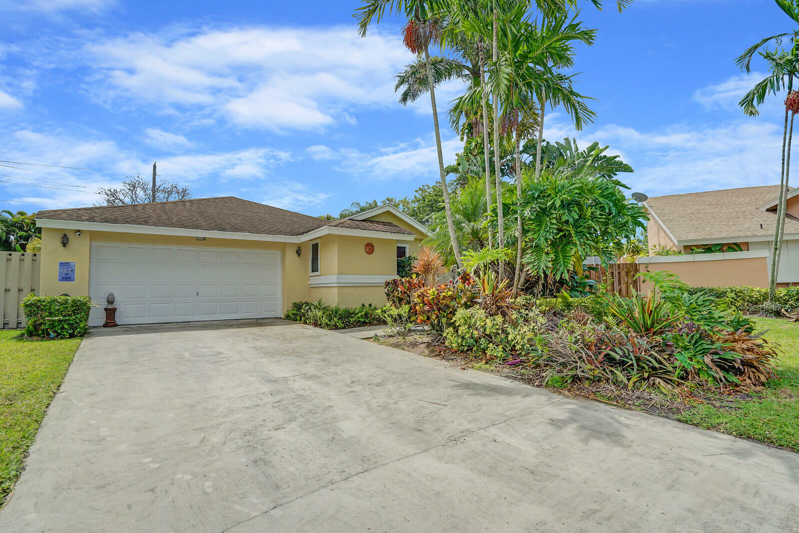 1005 NW 18th Avenue  Delray Beach FL 33445 photo