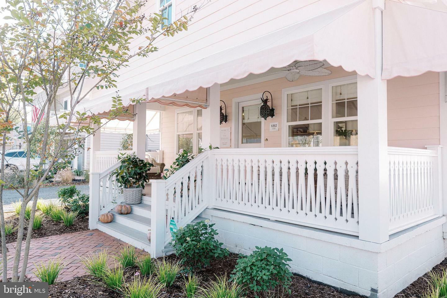 Property Photo: 1312 Cypress Ave VA 23451