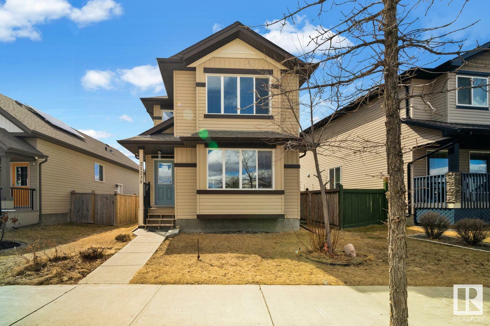 Property Photo:  21235 96 Avenue NW  AB T5T 4H1 