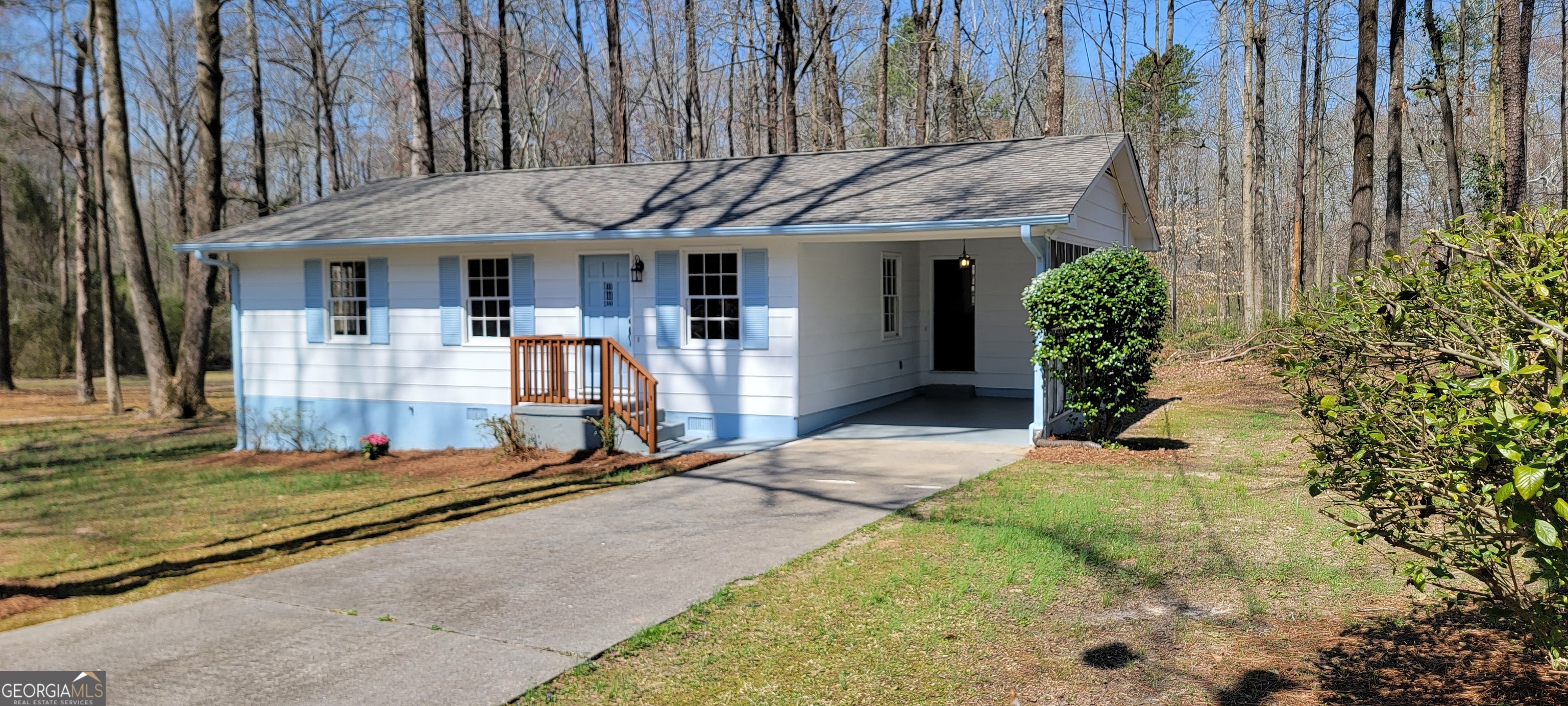 Property Photo:  4073 Twin Springs Road  GA 30507 