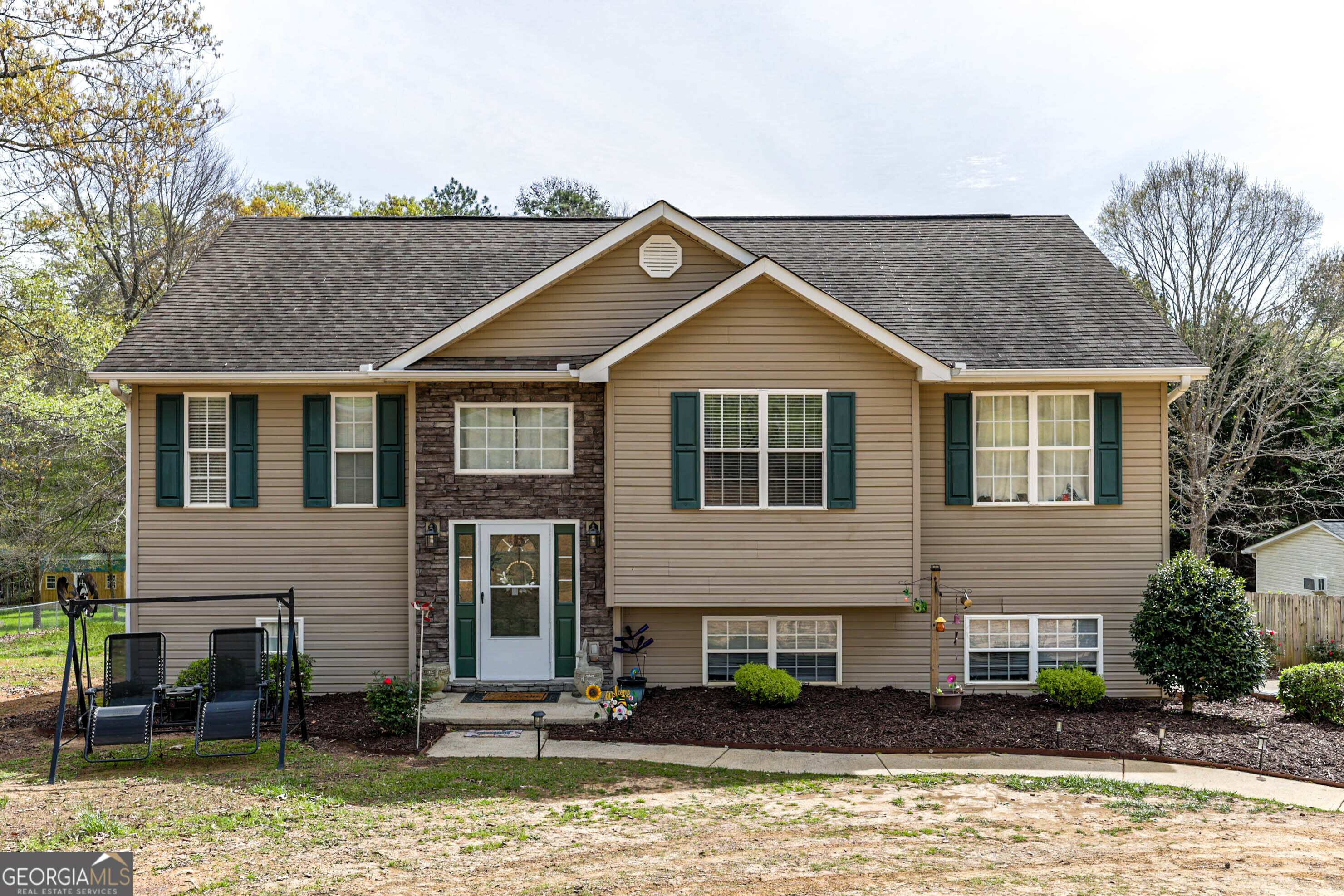 Property Photo:  119 New Harmony Road  GA 30125 