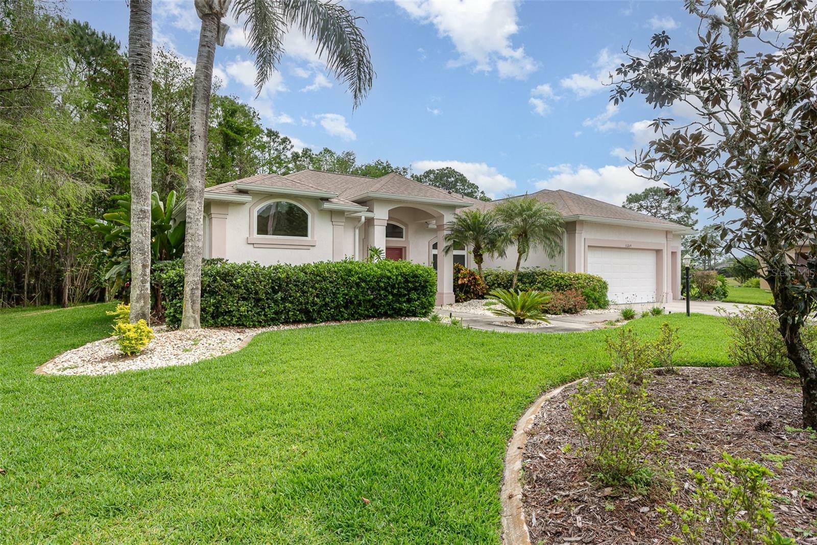 Property Photo: 6264 Saint Thomas Court FL 32128