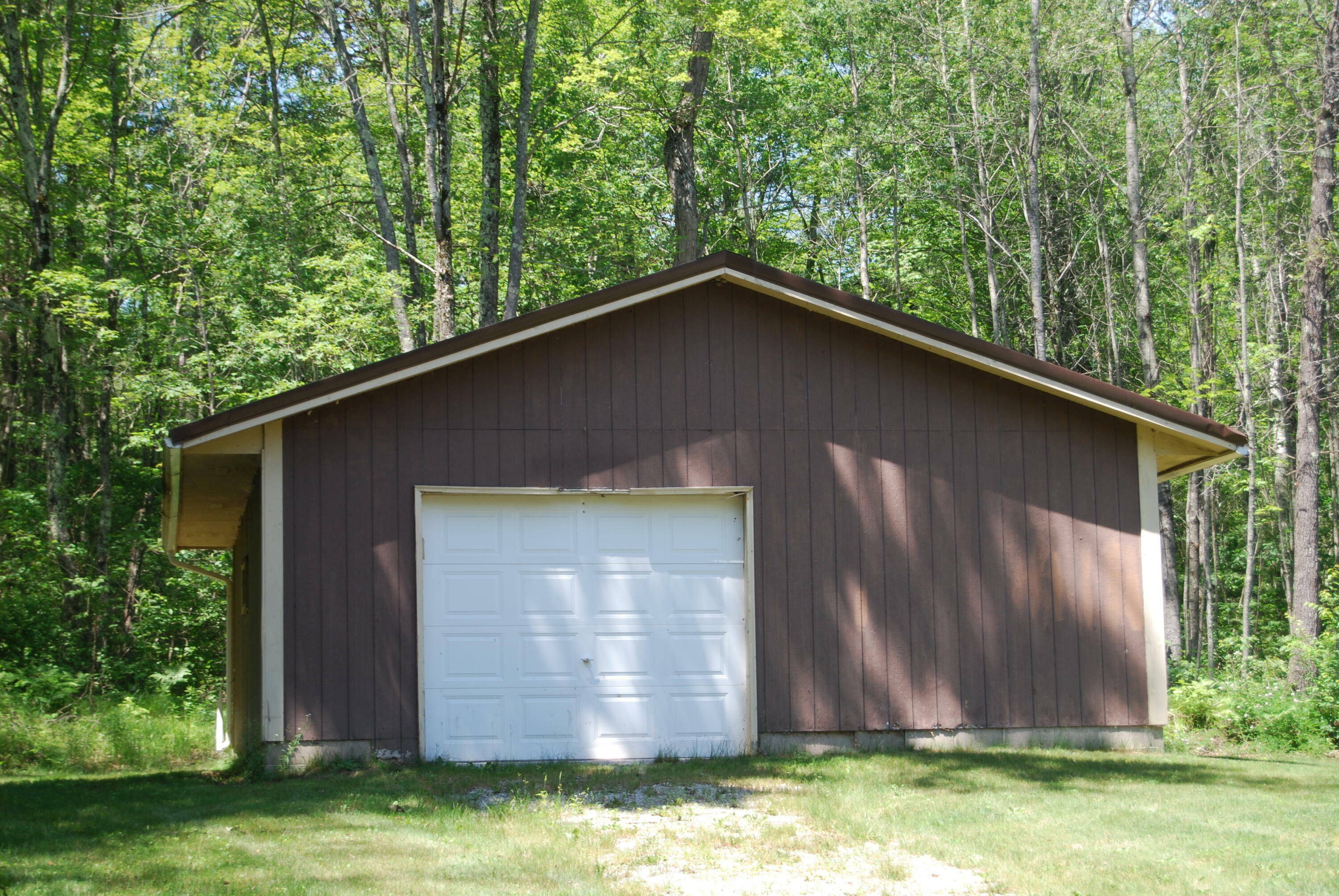 Property Photo:  N11490 Nelson Rd  WI 54177 