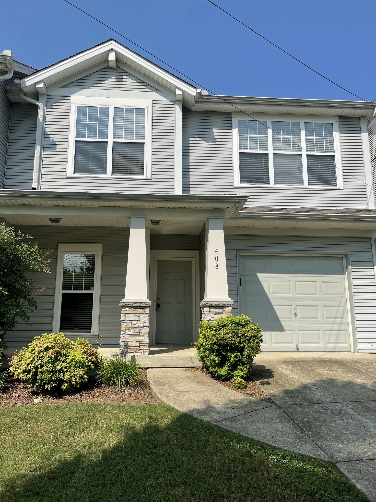 Property Photo: 408 Normandy Cir TN 37209