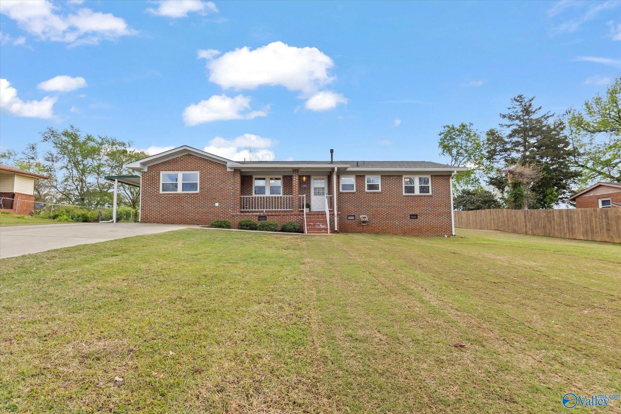 Property Photo: 2016 NW Morningside Drive AL 35810