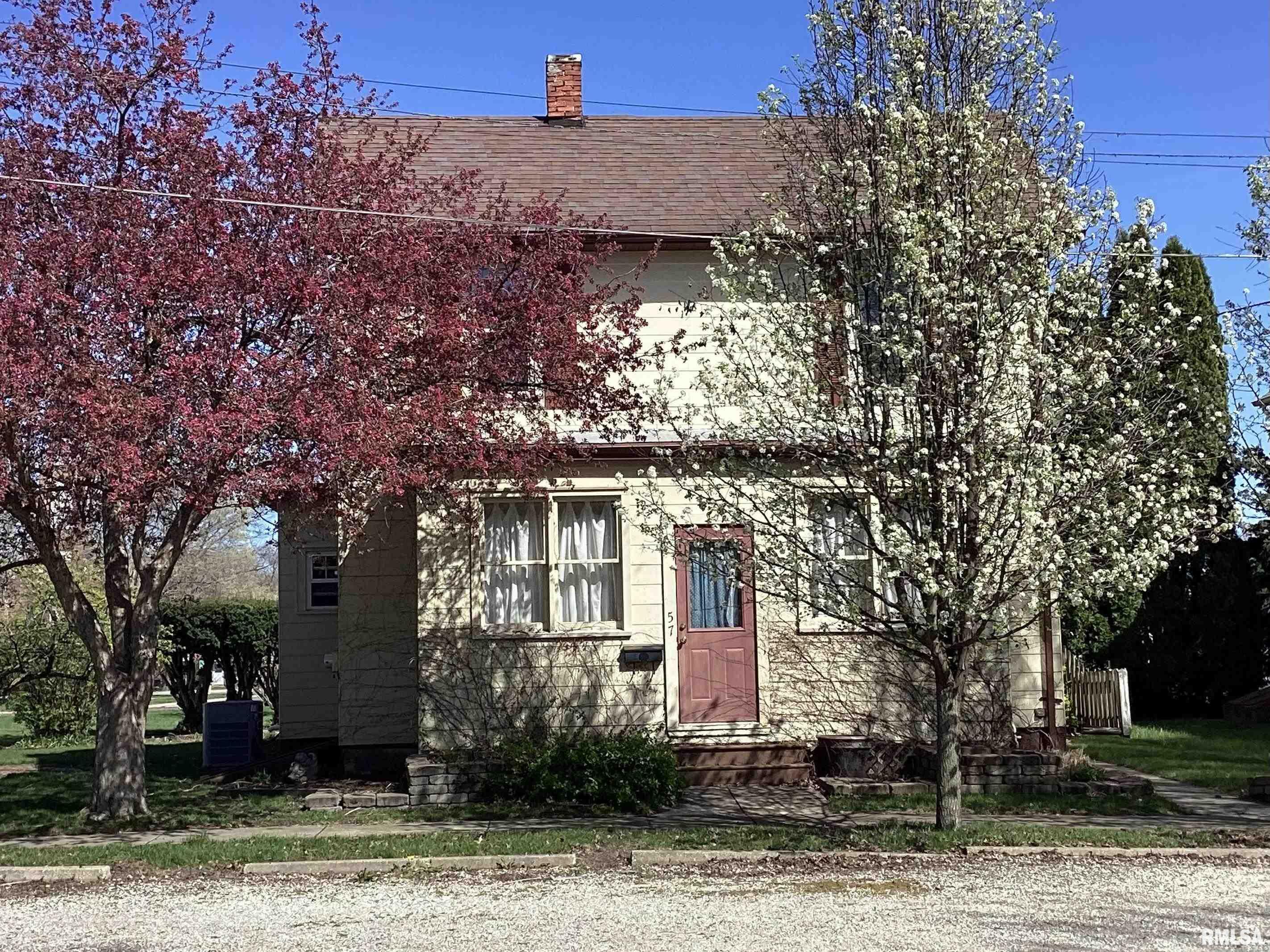 Property Photo: 57 N East Street IL 61531