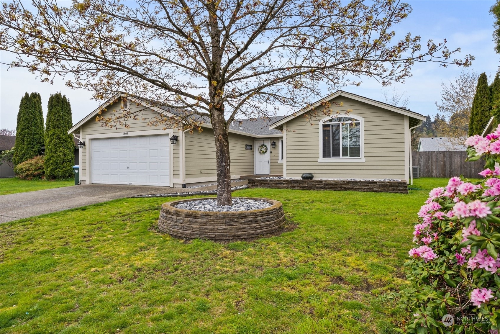 Property Photo:  1809 Collison Street  WA 98531 