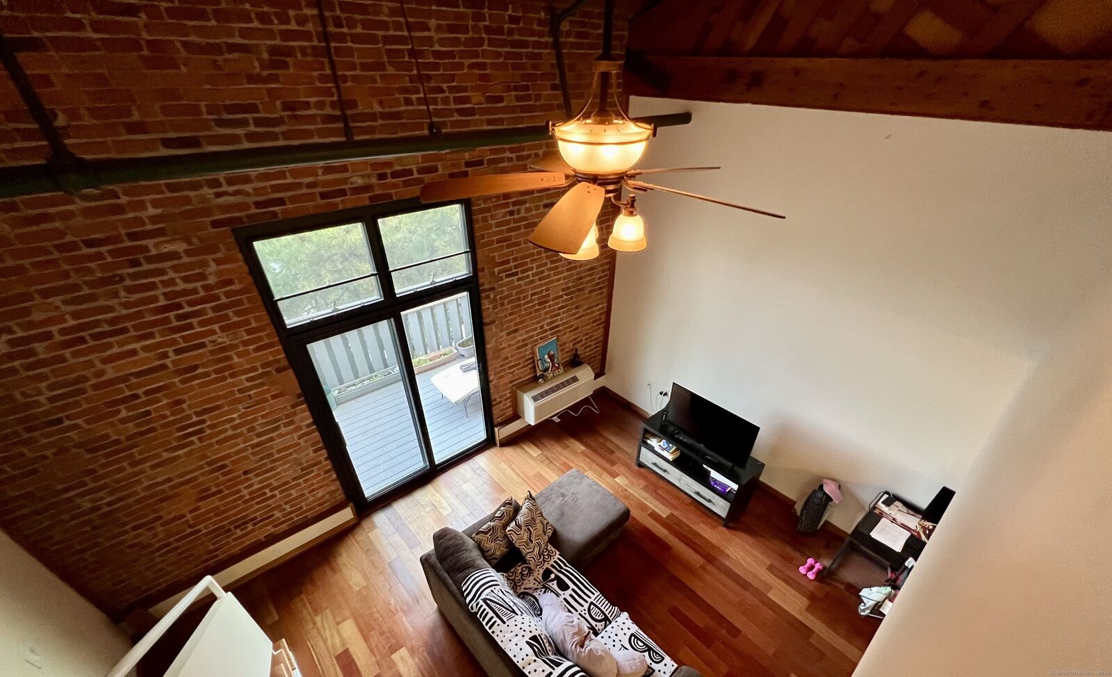 Property Photo:  149 Water Street Apt 22  CT 06854 