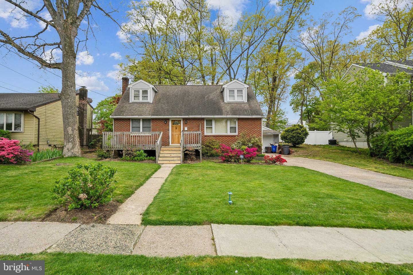 Property Photo:  213 Pine Avenue  NJ 08078 