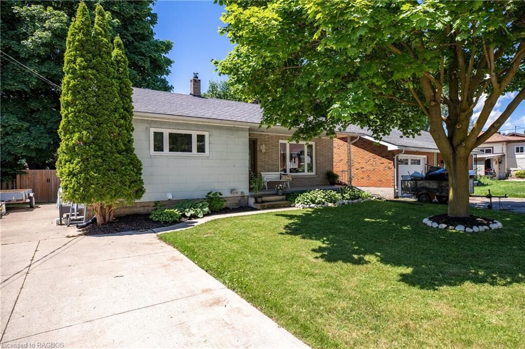 Property Photo: 304 12th Avenue ON N4N 2T2