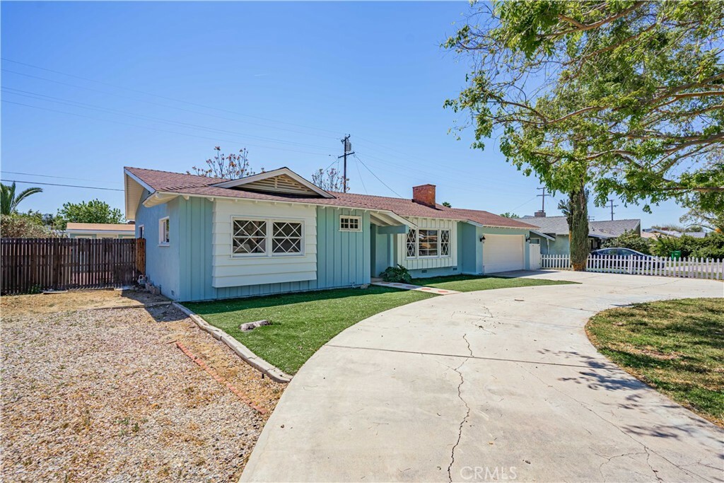 Property Photo:  41321 Merriwood Drive  CA 92544 