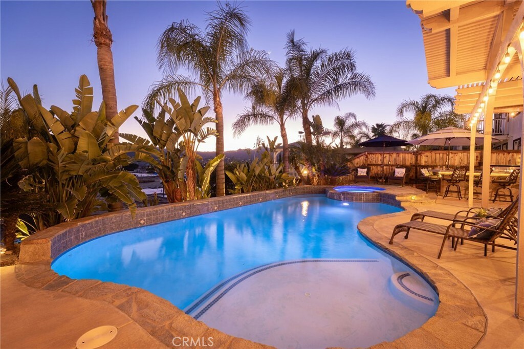 Property Photo:  41734 Grand View Drive  CA 92562 