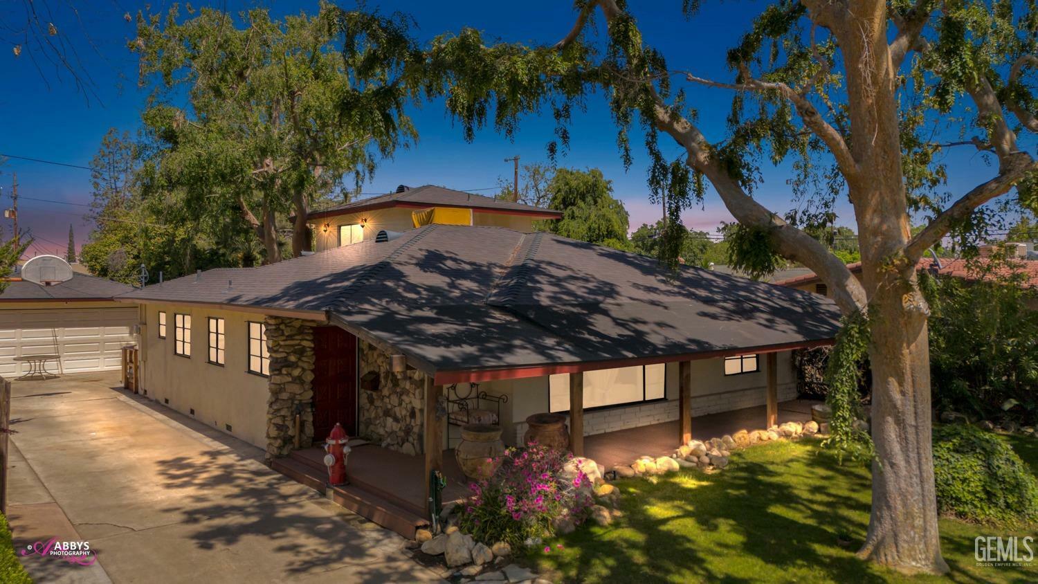 Property Photo:  3608 Greenleaf Court  CA 93309 