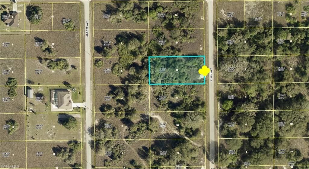 Property Photo: 1719 Fitch Ave FL 33972