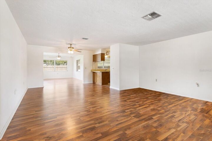 Property Photo: 404 S Barbour Street FL 34465