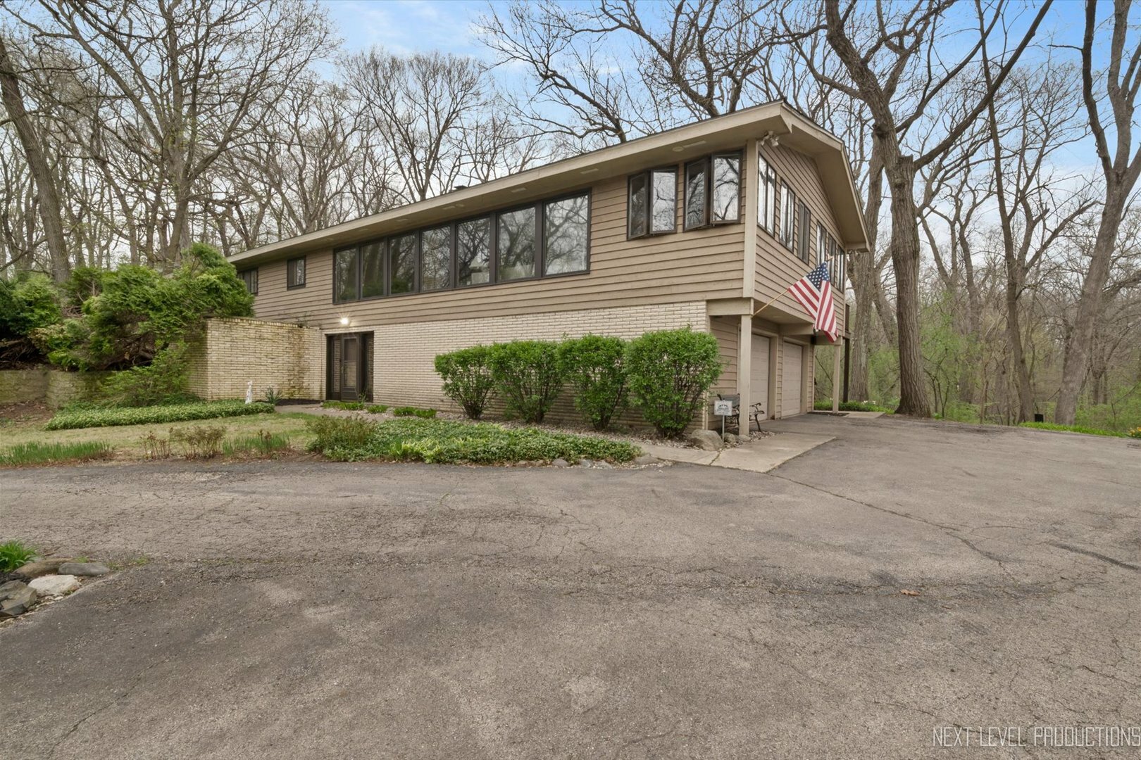 Property Photo:  41W418 Far View Road  IL 60119 