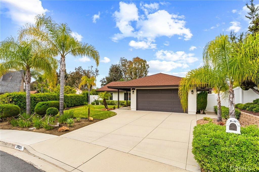 Property Photo:  24021 Vejar Lane  CA 92691 