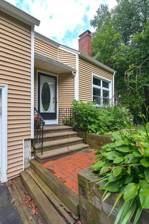 Property Photo:  14 Juniper  MA 01430 