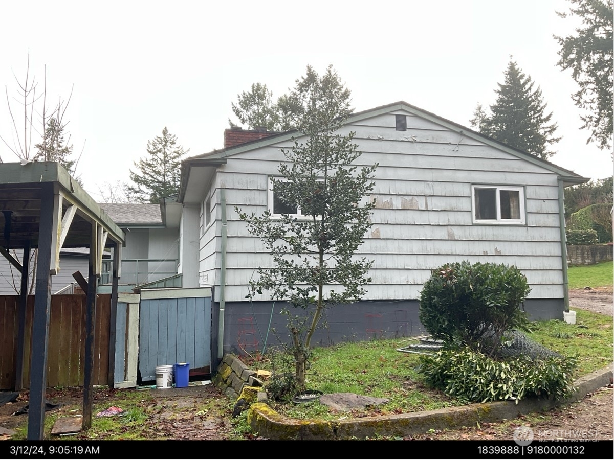 Property Photo:  2734 Parkway Drive W  WA 98466 