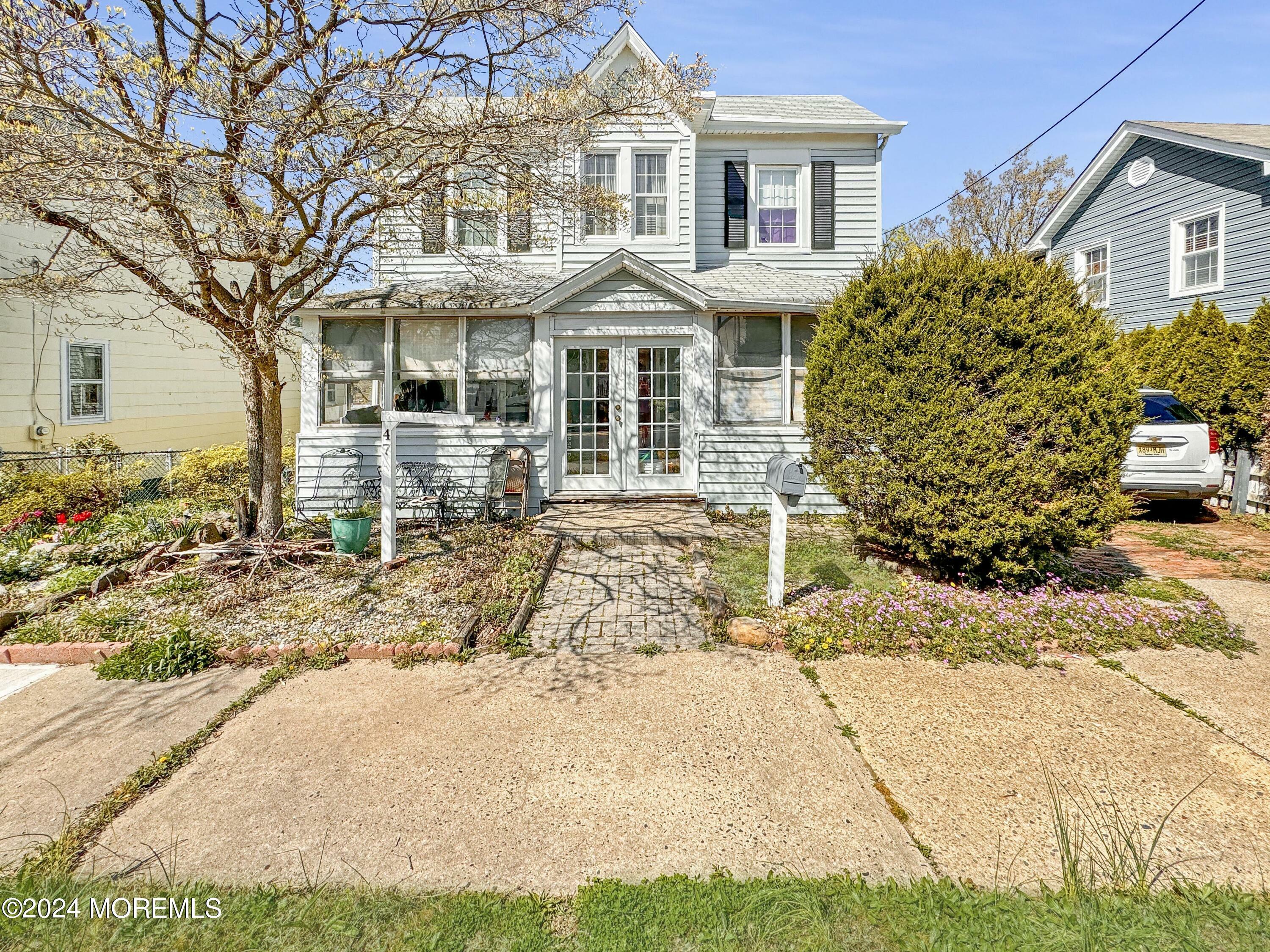 Property Photo:  47 Center Avenue  NJ 07737 