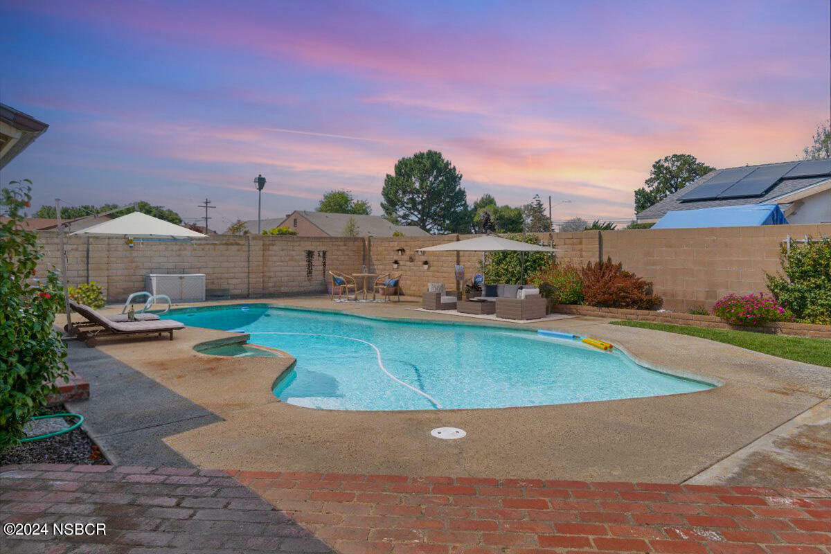 Property Photo:  3650 Lakeview Court  CA 93455 