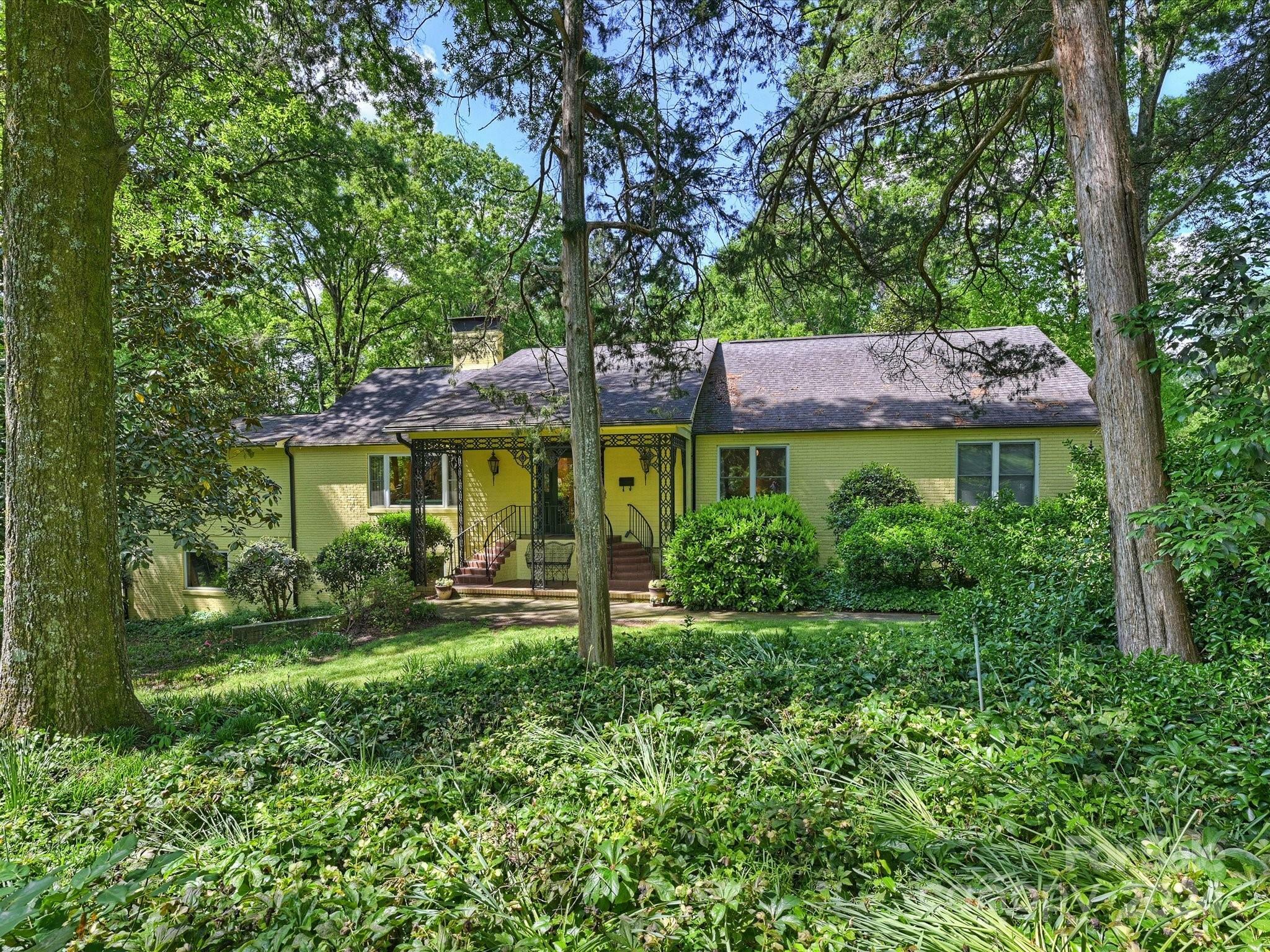 2531 Forest Drive  Charlotte NC 28211 photo