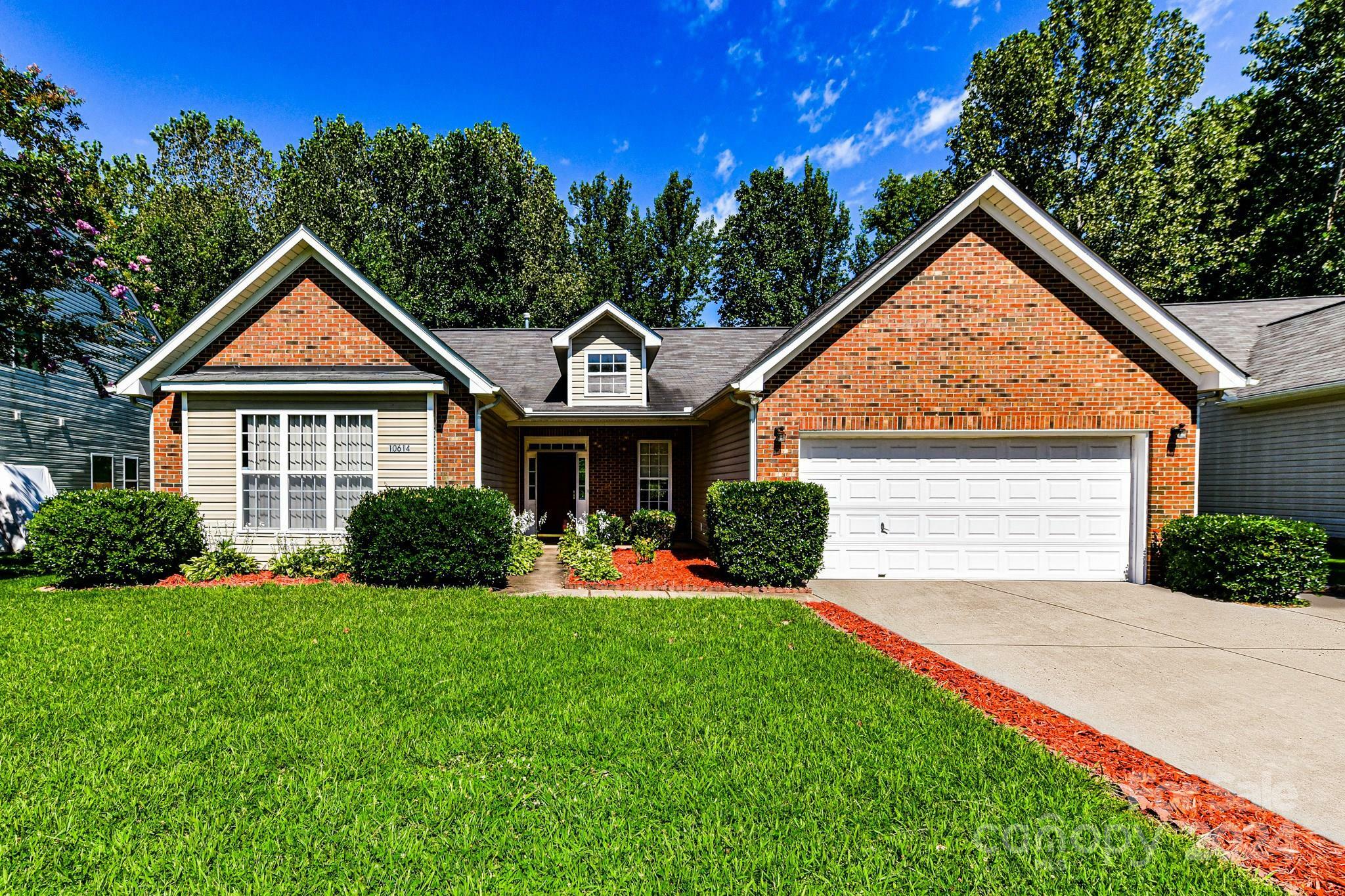 Property Photo:  10614 River Hollow Court  NC 28214 