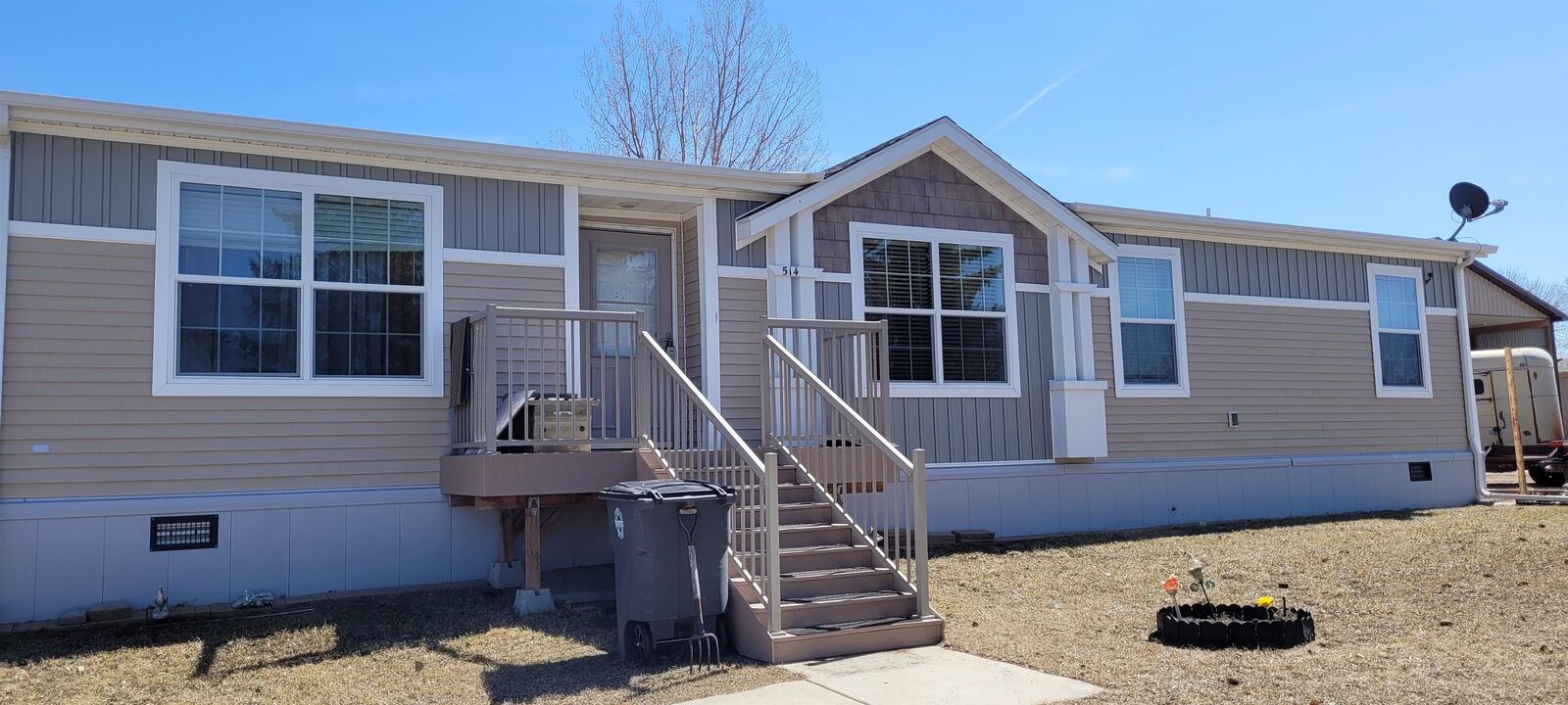 Property Photo:  514 6th Ave Max  ND 58759 
