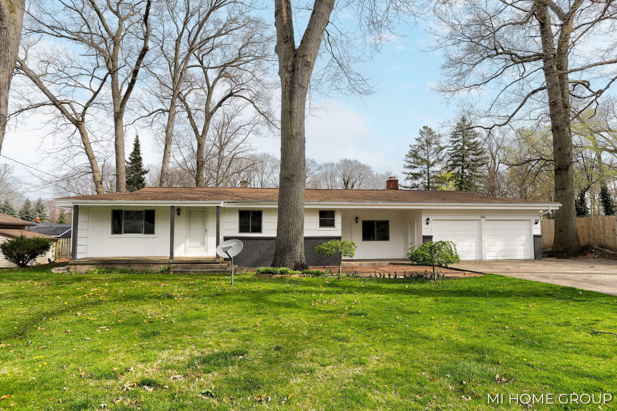361 4th Avenue  Holland MI 49424 photo