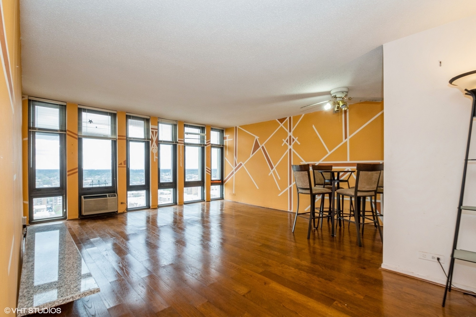 Property Photo:  6700 S South Shore Drive 22E  IL 60649 