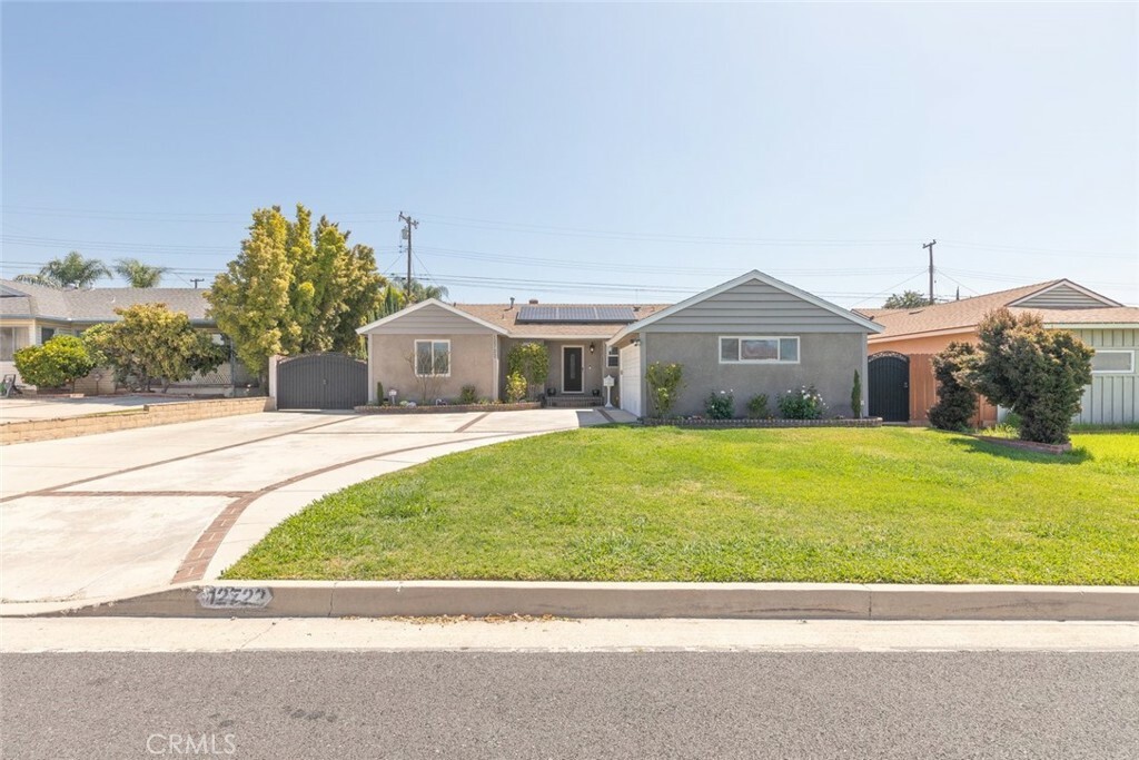 Property Photo:  12722 Stanhill Drive  CA 90638 
