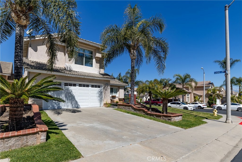 Property Photo:  2658 Sena Street  CA 92882 