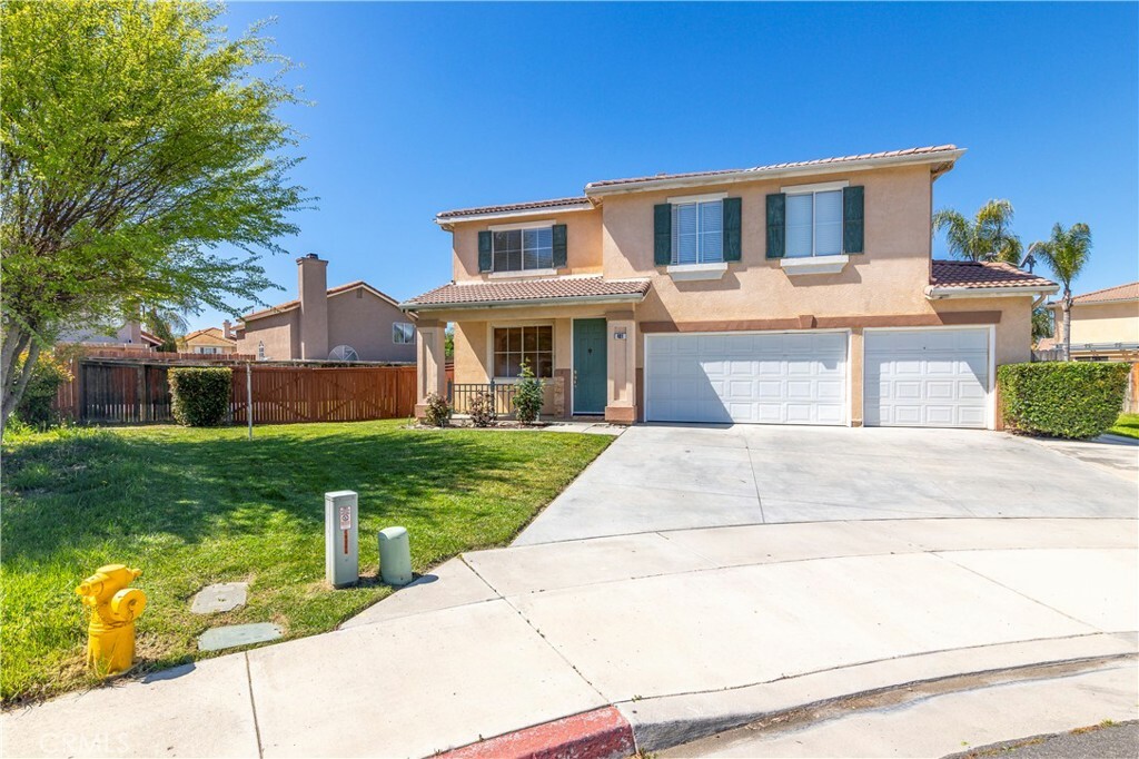 Property Photo: 401 Memphis Court CA 92545
