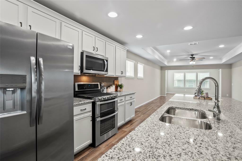 Property Photo: 1239 Bright Stars Drive TX 76227