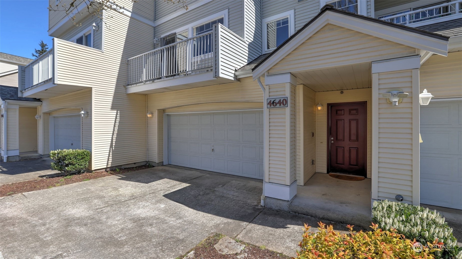 Property Photo:  4640 Morris Avenue S  WA 98055 