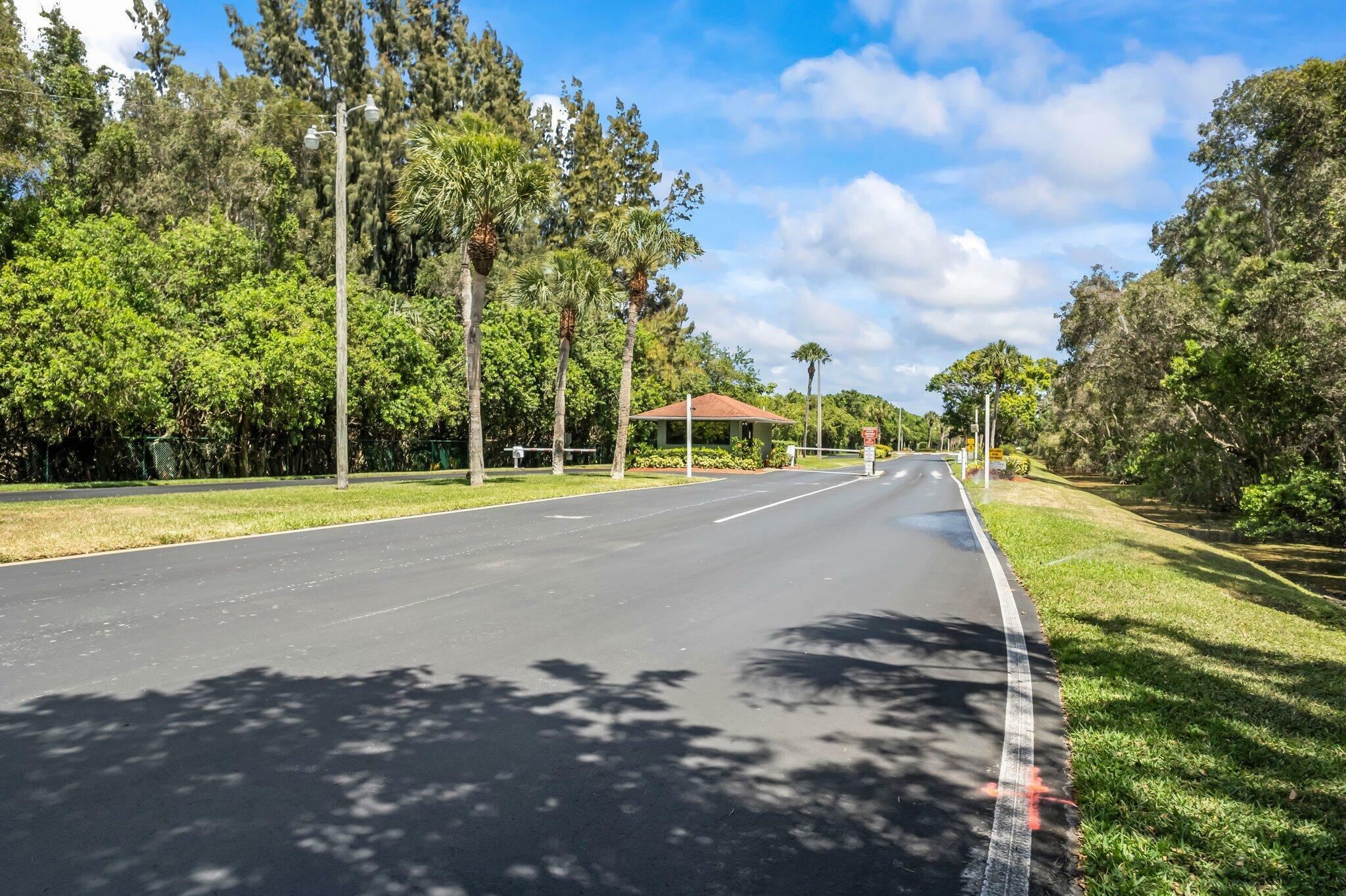 Property Photo:  1238 S Lakes End Drive B  FL 34982 