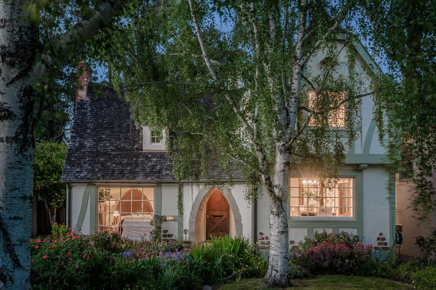 Property Photo:  1548 Columbus Avenue  CA 94010 