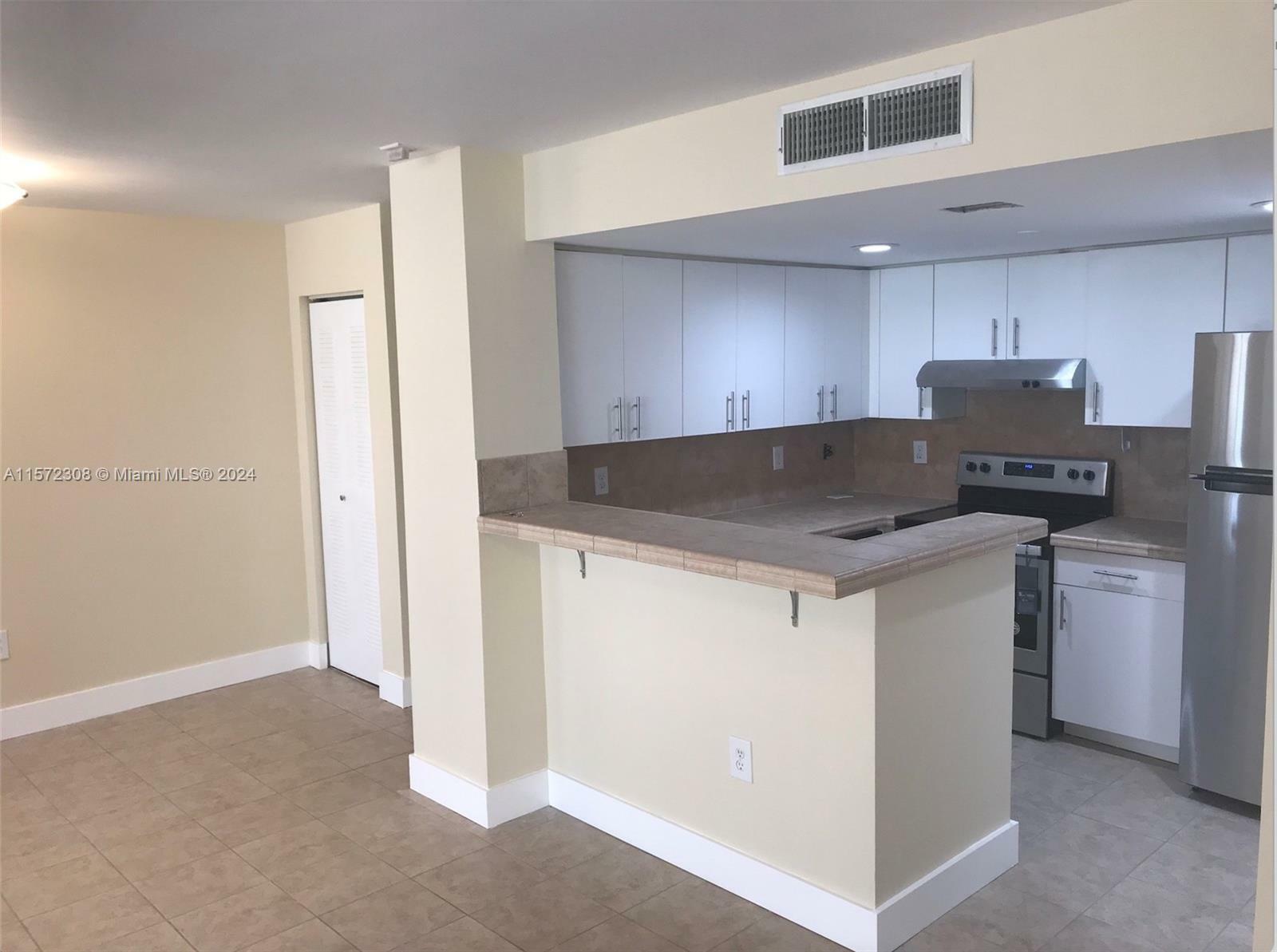 Property Photo:  1739 Village Blvd 109  FL 33409 