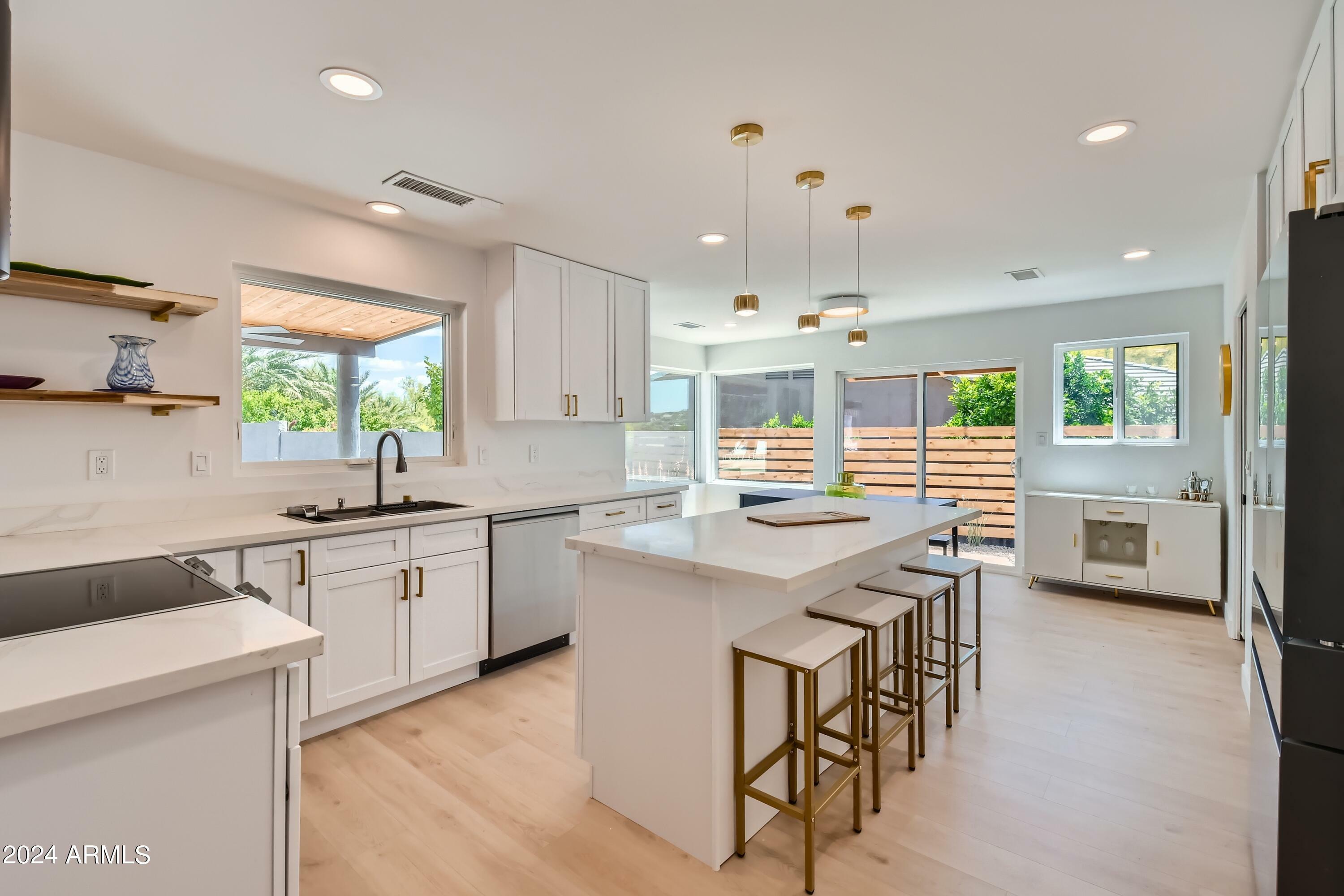 Property Photo: 17418 E La Pasada Drive AZ 85268