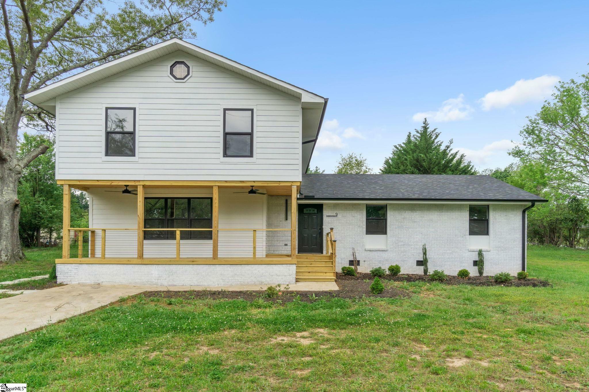 Property Photo: 9 James Street SC 29669