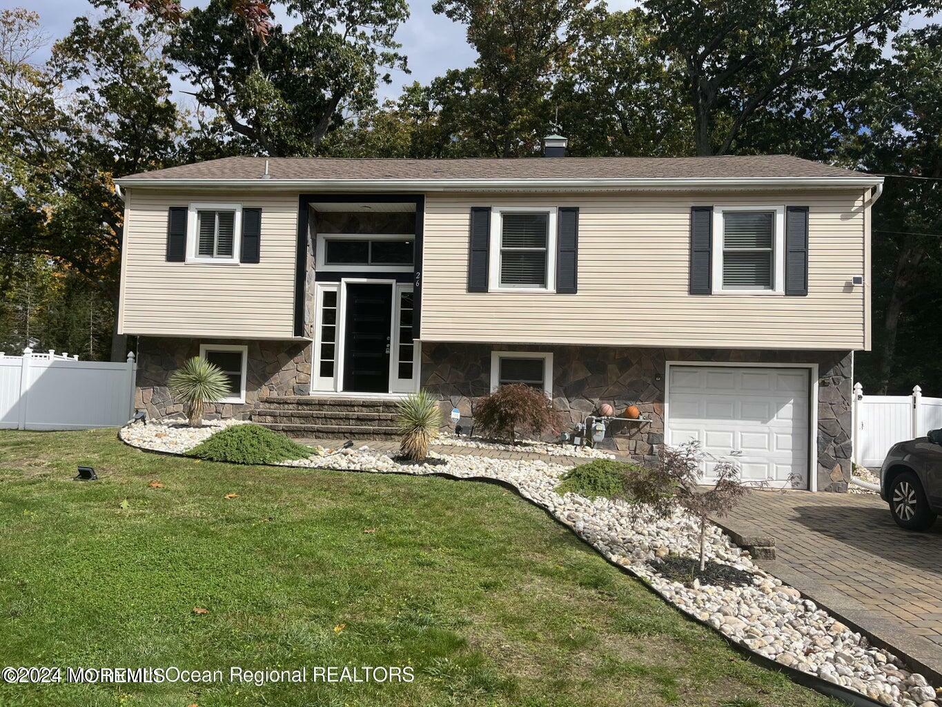 26 Claire Circle  Howell NJ 07731 photo