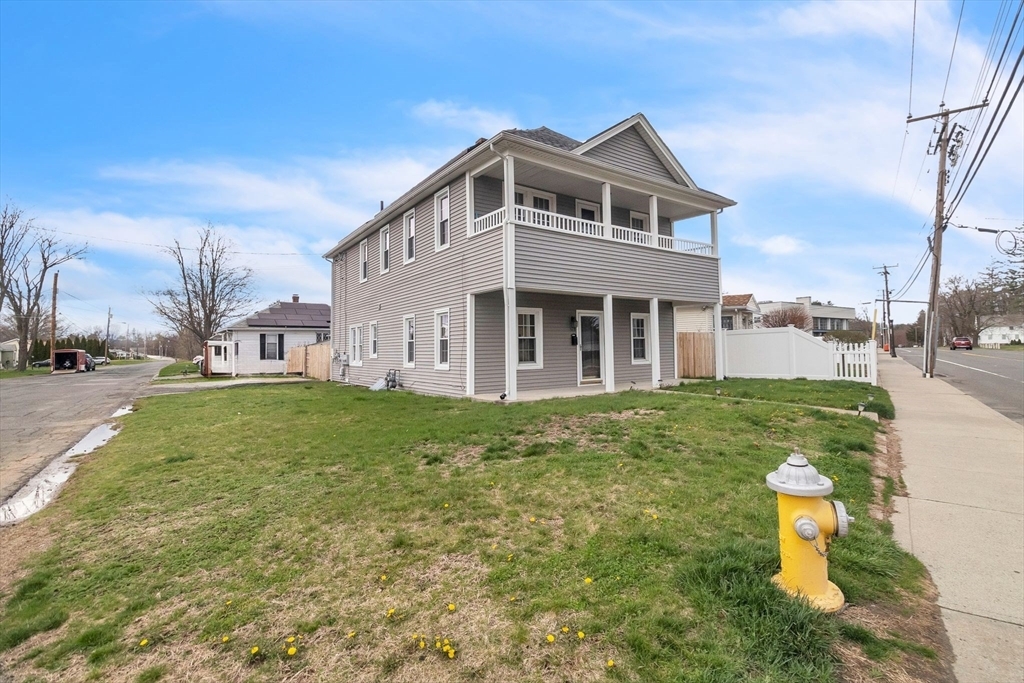 Property Photo: 565-567 East St MA 01056