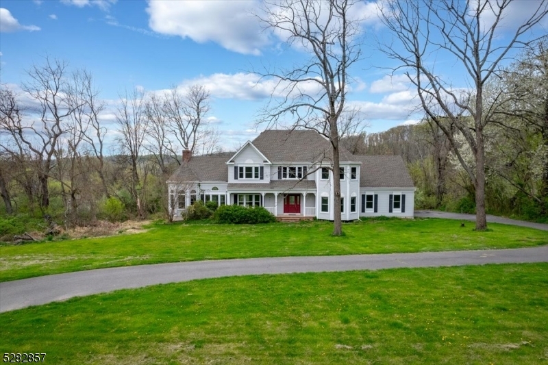Property Photo: 5 Country Oaks Road NJ 08833