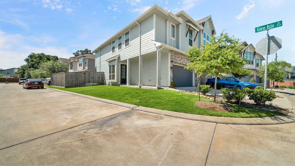 Property Photo:  214 Fulton Station Drive  TX 77009 