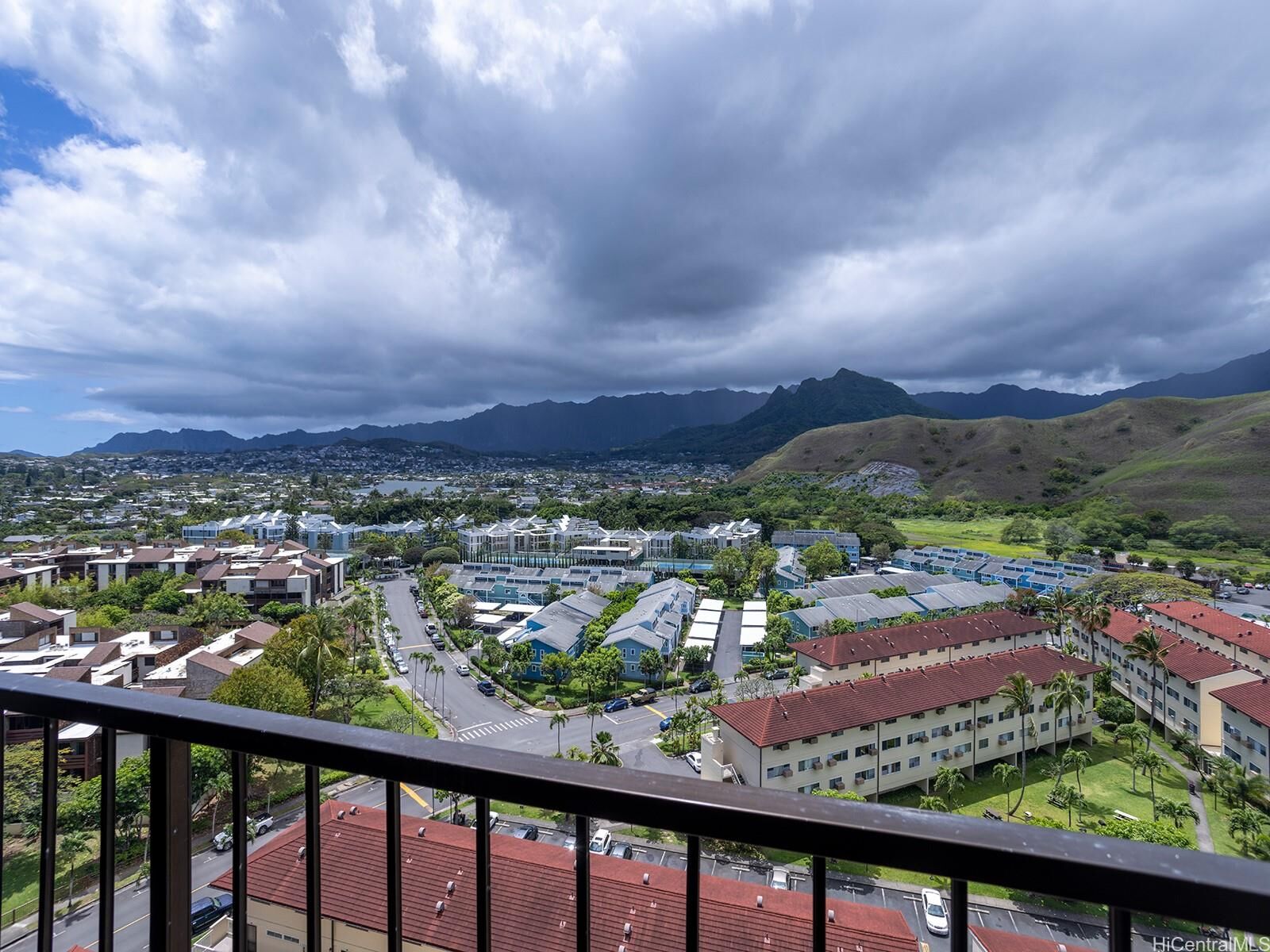 Property Photo:  322 Aoloa Street 1410  HI 96734 