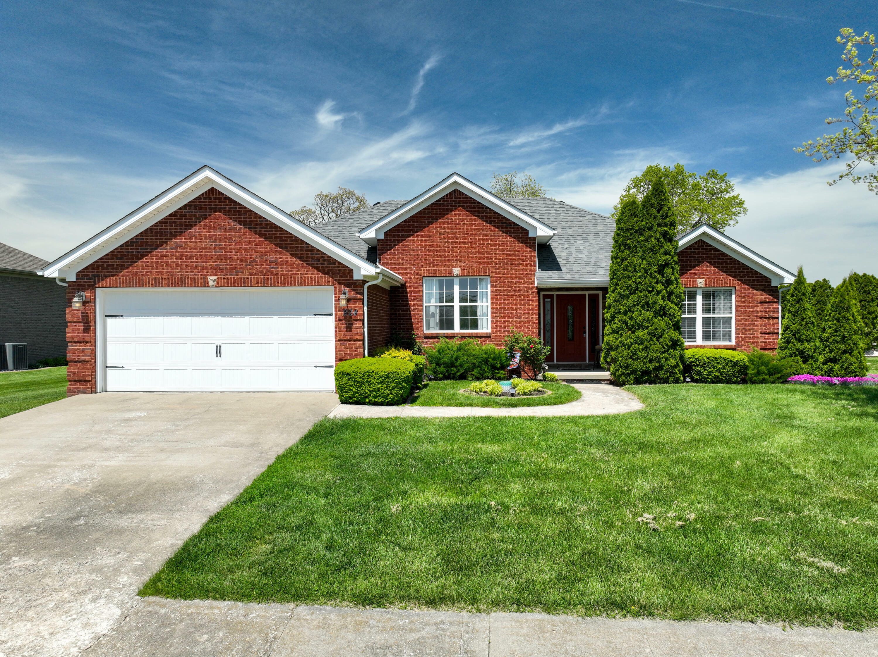 Property Photo:  924 Cabernet Drive  KY 40403 